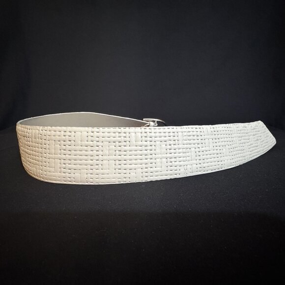 Vintage Carlisle Cream Woven-Embossed Leather Belt 34-38" Waist - Picture 2 of 6